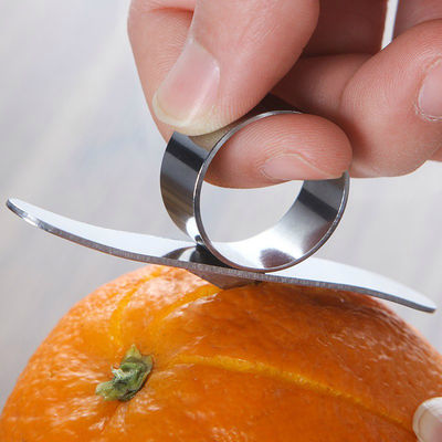 Macchine da cucina Mini Peeler di frutta con dimensioni del prodotto 7.5*1.1*2.5cm e circa 13g