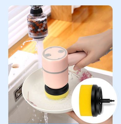 Esempio gratuito Spazzola elettrica per cucina e bagno multifunzione a mano