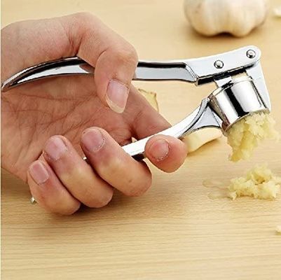 135G Manuale di cucina Pressa all'aglio Trinciatrice Ginger Crusher Peeler Squeezer Chopper Gadget