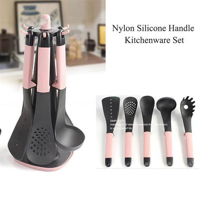 Accesso senza sforzo agli utensili con set di nylon a 6 pezzi e supporto di stoccaggio rotante