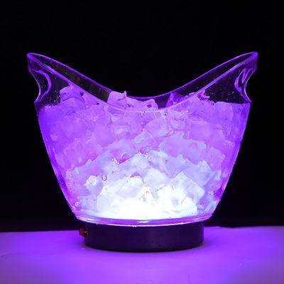 Contenitore di birra di plastica grande con maniglie e illuminazione a LED