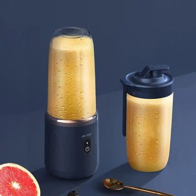 Mini succhiatore a carica USB multifunzione per mescolare e spremere efficacemente frutta