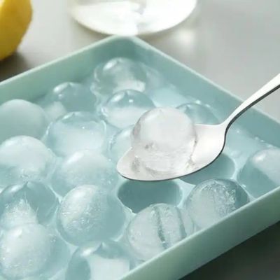 33 Cavità cerchio sfera palla rotonda Ice Cube vassoio sfera plastica Ice Ball Maker Stampo con coperchio